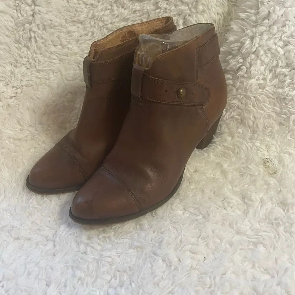 Corso Como leather Brown ankle Boots Block heels side zipper almond toe SZ8.5M